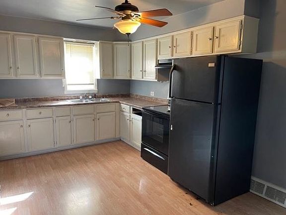 5th image of 3501 Arline Ave