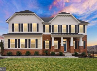 38305 Coralberry Pl, Lovettsville, VA 20180