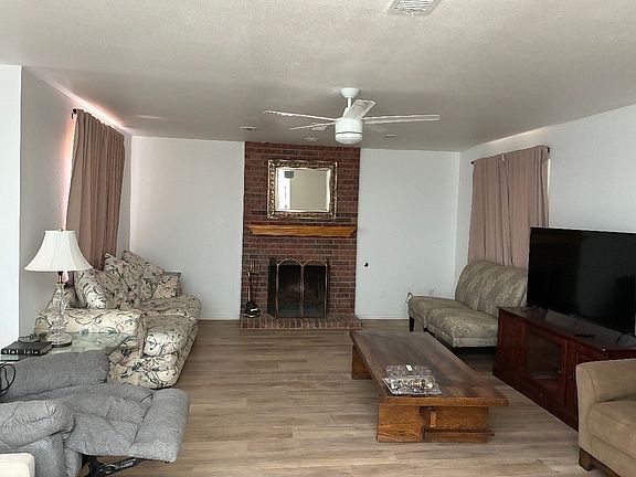 5th image of 711 Baylor Blvd