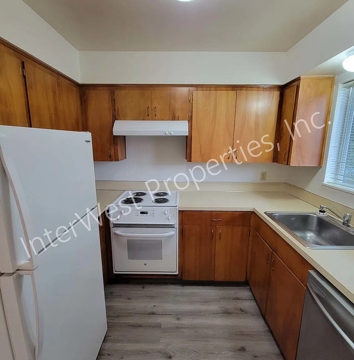 2 bed, 891 sqft, $1,395 — Photo 4