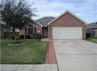 305 Highland St, Texas City, TX 77591