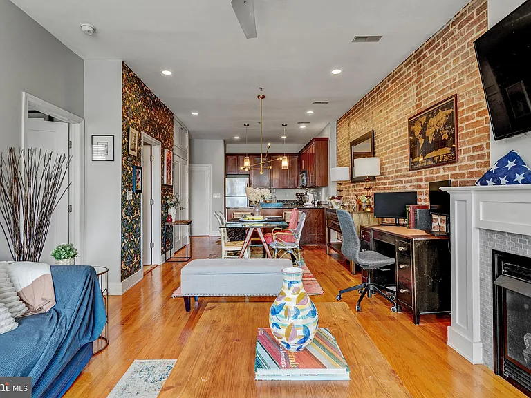 1531 Park Rd NW #6 — Photo 10