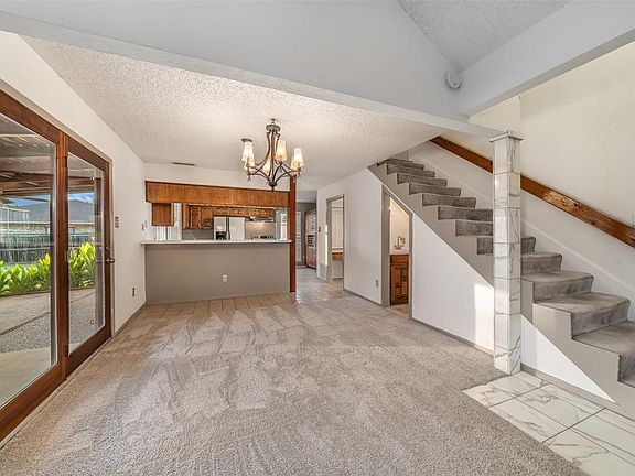 4th image of 3718 Balfour Pl