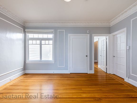 3rd image of 1355 Bay St APT 6