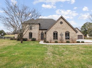 109 Lake Hills Rd, Tullahoma, TN 37388