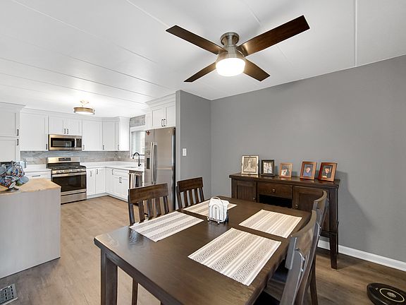 3rd image of 17037 Grissom Dr APT 1S