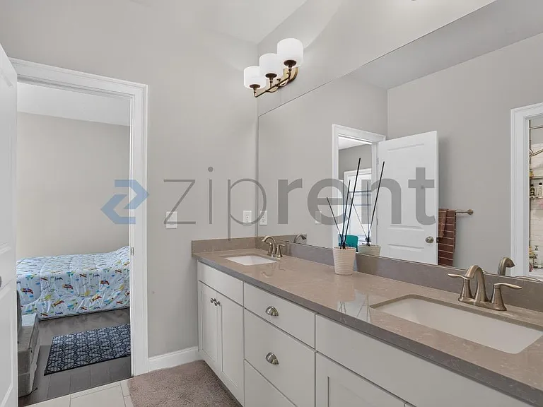 2408 Ellard Ter SE — Photo 37
