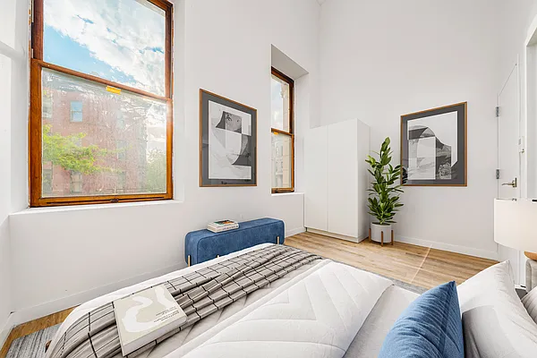 Rented by Nooklyn NYC LLC | media 53