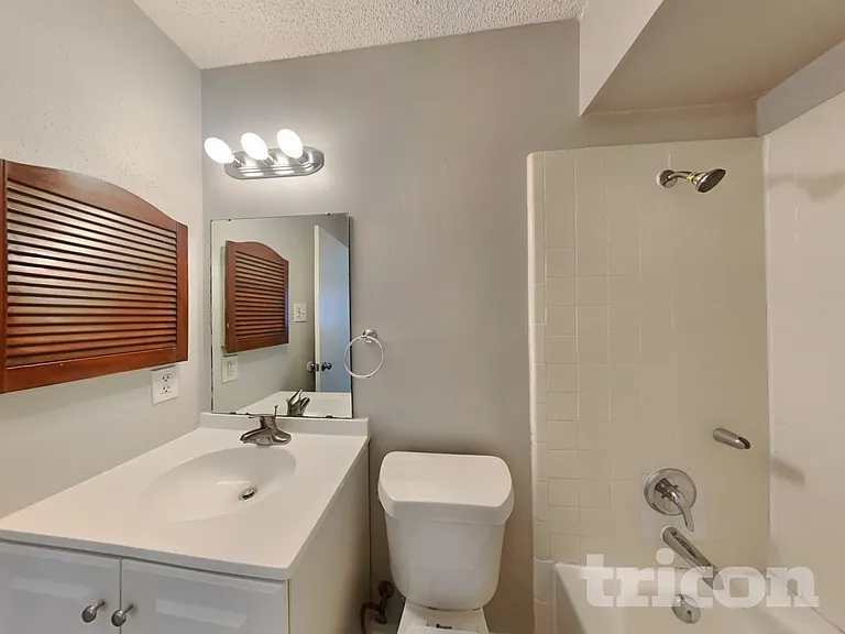5223 Tom Stafford Dr — Photo 8