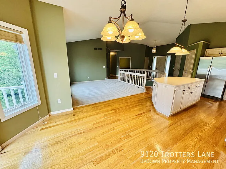 9120 Trotters Ln — Photo 7