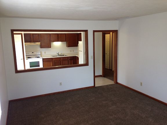 3rd image of 1884 Shawnee Dr #1884
