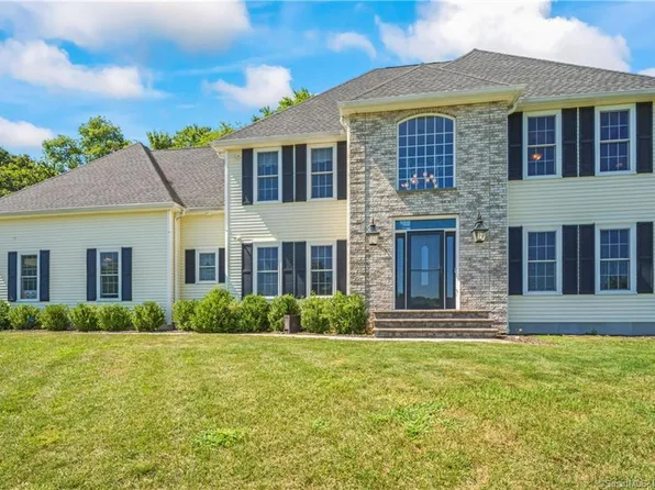 350 Claxton Avenue, Watertown, CT 06795
