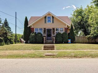 152 W Wayne St, Spencer, IN 47460