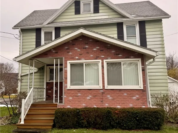 60 Cleveland Ave, Salamanca, NY 14779