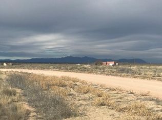 864 E Cholla Dr, Pueblo West, CO 81007