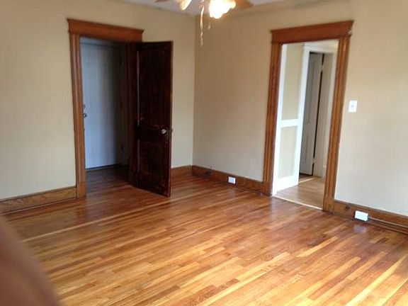 4th image of 196 Cooke St #2