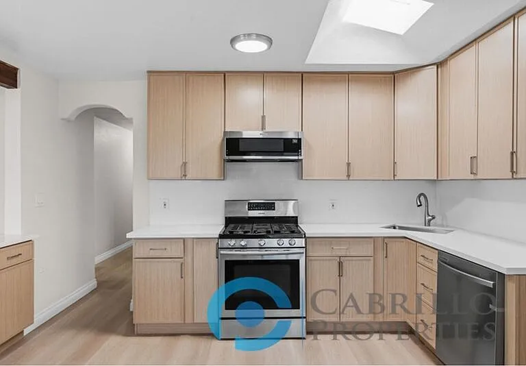 6311 Inman St — Photo 4