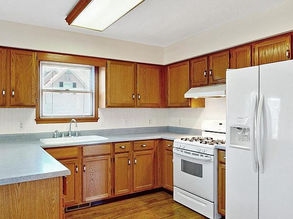 5th image of 108 Birchfield Dr