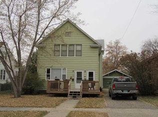 809 1st St NE, Minot, ND 58703