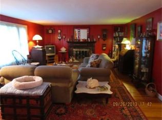 13 Mount Vernon St, North Reading, MA 01864