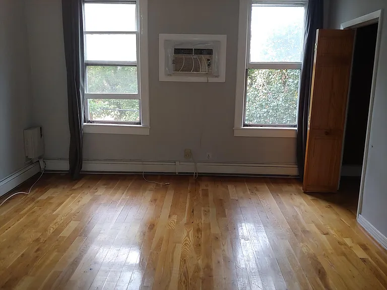 37 Logan Ave #2 — Photo 12