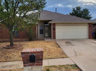 1913 Old Central Dr, Norman, OK 73071