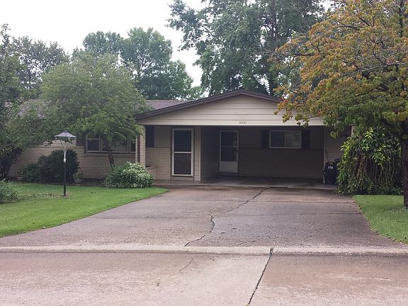 2nd image of 2431 Lynnwood Dr