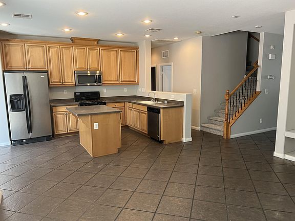 2nd image of 805 Connex Ct