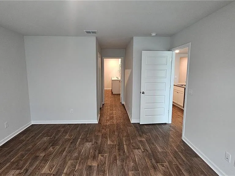 511 Autumns Wood Cir W — Photo 19
