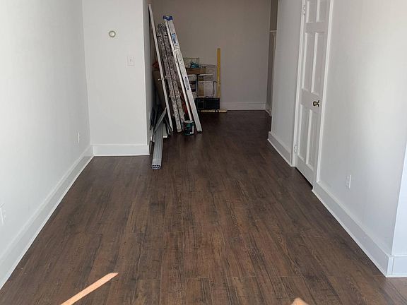 4th image of 3 Randall St #3