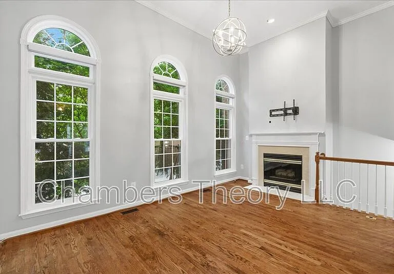 4664 Kirkland Pl — Photo 3