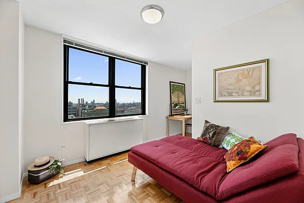 Sold by Bond New York | media 3