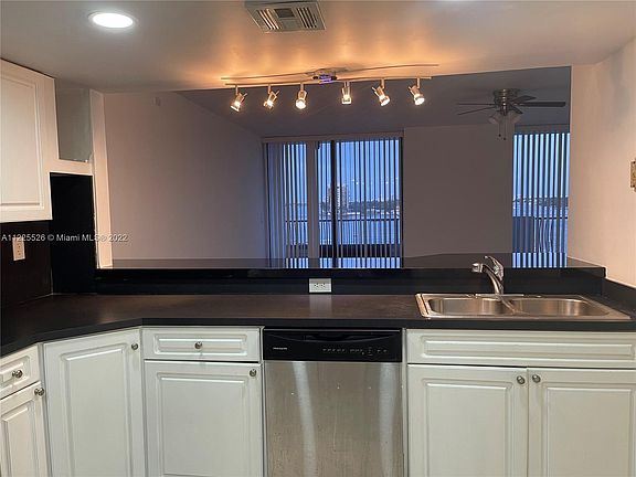2nd image of 555 NE 15th St #N603