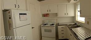 5th image of 4200 Deleon St