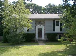 218 Falling Rock Dr, Stuarts Draft, VA 24477