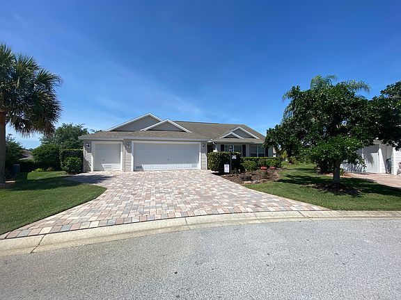 2nd image of 2588 Dunbar Ave