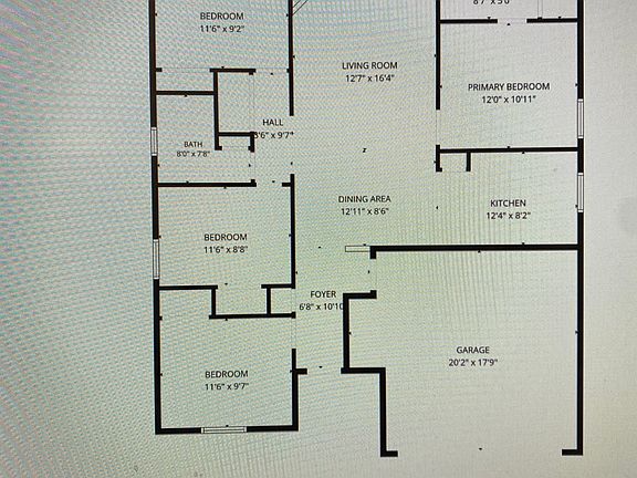 3rd image of 910 Stonehurst Dr