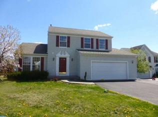 32 Cherry Tree Ct, Spring City, PA 19475