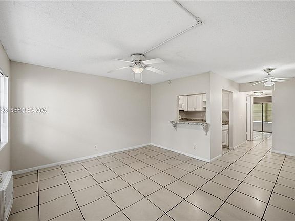 3rd image of 403 Sheffield Q #403-Q