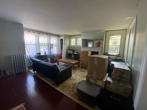2nd image of 324 Claremont Ave