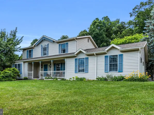 101 Clydesdale Ct, Etters, PA 17319