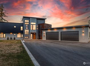 424 W Pole Rd, Lynden, WA 98264