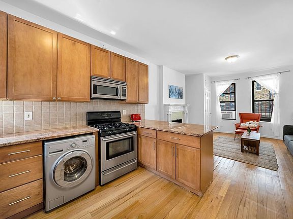 2nd image of 242 W 104th St APT 4WF