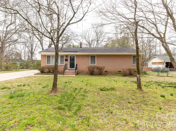 401 N Woodland Dr, Lancaster, SC 29720