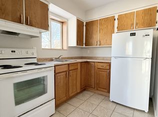 575 Assumption St #4, Windsor, ON N9A3B3