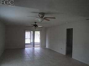 5th image of 101 SE 23rd Pl