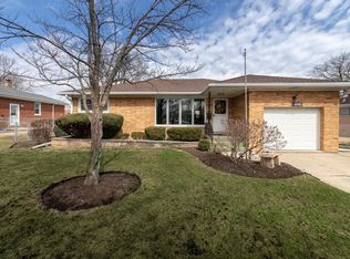 7020 W Jonquil Ter, Niles, IL 60714