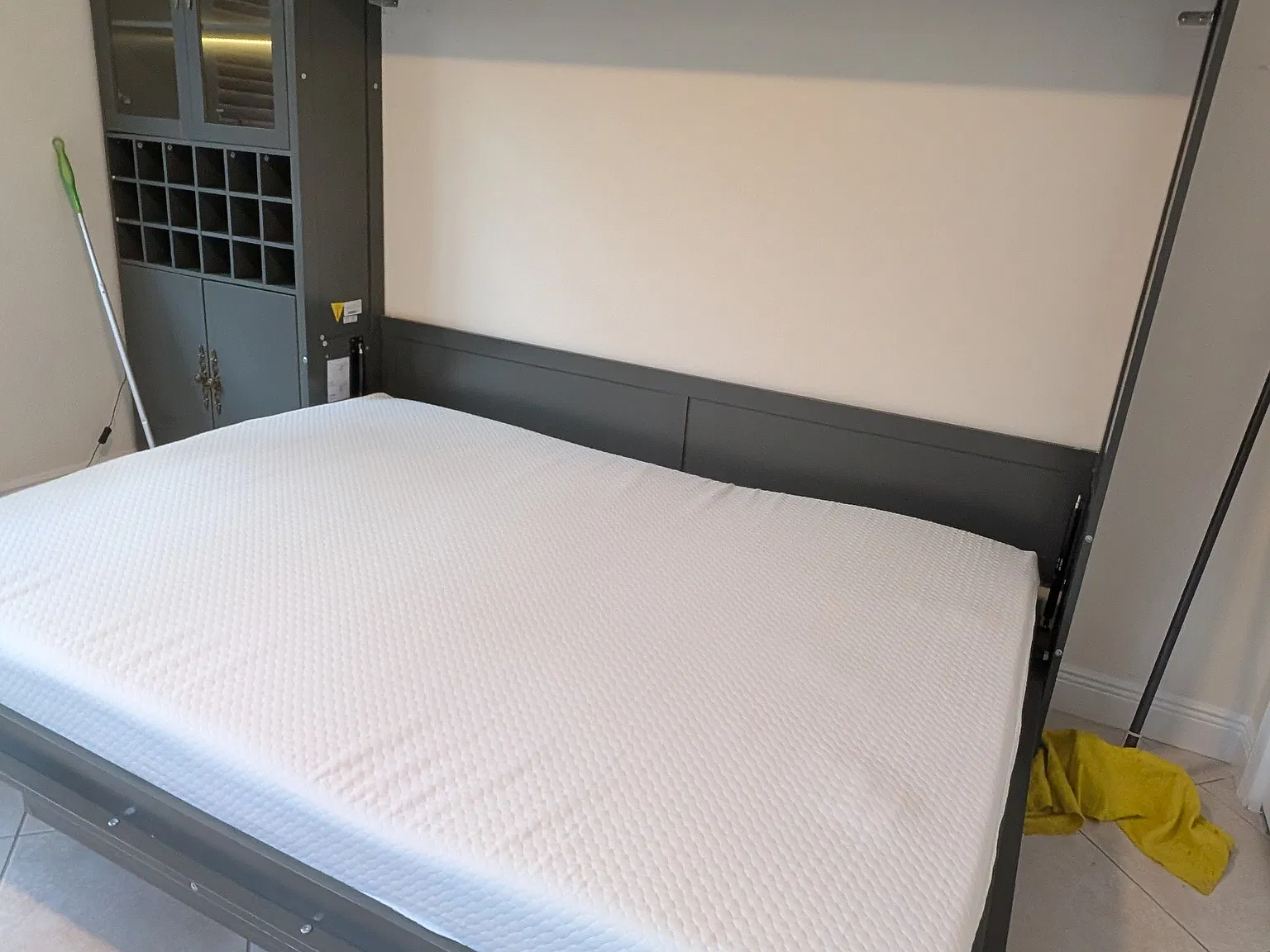 Studio, 350 sqft, $950 — Photo 3