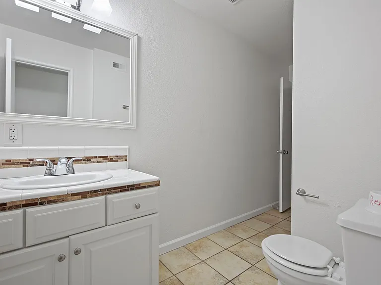 7719 Alexandria Pl — Photo 26
