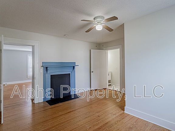 5th image of 407 Cedar Lane Rd